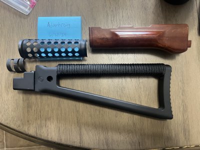 Polish Tantal Bakelite handguard