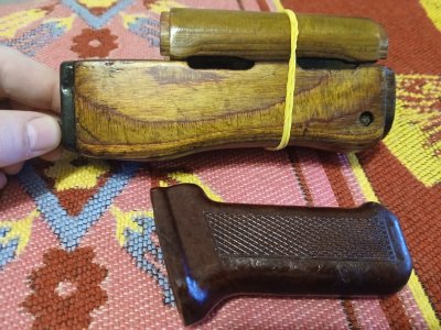 Russian RPK laminated handguard set with Romanian bakelite PG