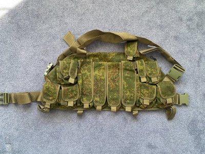 Russian Floral Chest Rig