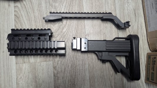 Beryl handguard set