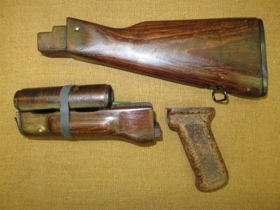 Polish laminated AKM stock set