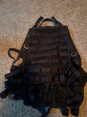 SPOSN Strike load bearing assault molle vest