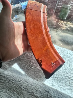 Izzy Bakelite with rack numbers