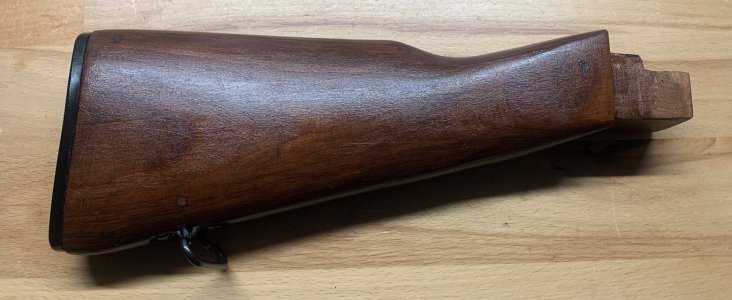 EG Mak Holster, Leather Ducky SAP, Wood HG’S, SVD Cheek Pad, Romy: Upper W/Gas Tube, 2-Cell AK Pouches, Hg Set W/Grip, CHINESE BIPOD, Polish AK Stock