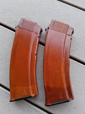 2 NOS IZZY'S (5.45)