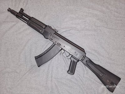 AK105-03.jpg