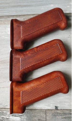 Polish PGs bakelite Fatties.  Excellent condition.Fabryka Broni Radom Armory (circle 11).