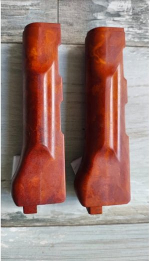 NOS bakelite Polish Tantal lower Handguard.  Fabryka Broni Radom Armory (circle 11).