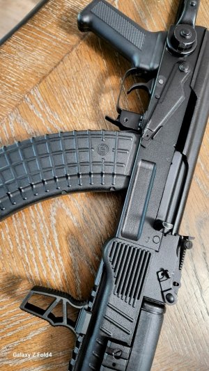 Sam 7Uf