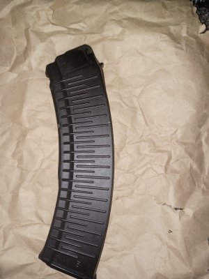 Molot ribbed  true black 45 rd magazine*