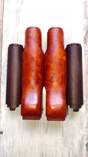 NOS bakelite Polish Tantal lower/upper handguards SET. Fabryka Broni Radom Armory (circle 11).