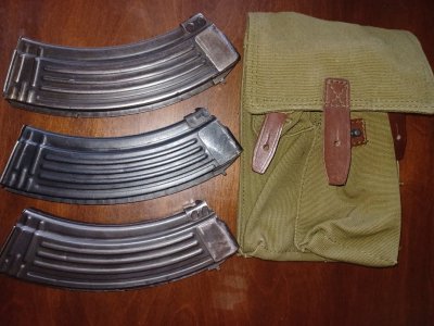 3 romanian rack numbers mags w 3 cell  nos romy pouch