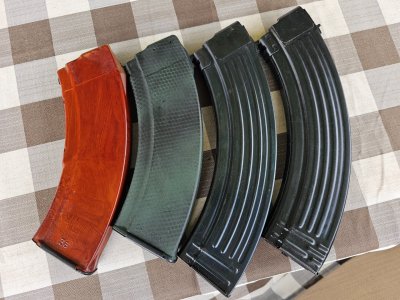 4 7.62x39 mags