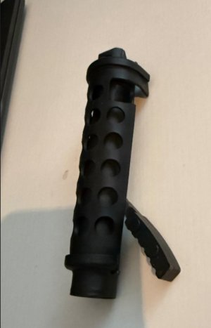 Kp9/kr9 left side charging handle