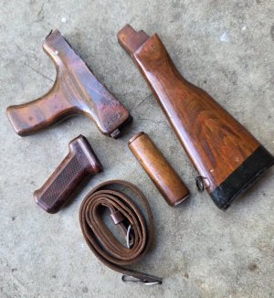 Romanian Dong Stock Set (Handguards, Stock, Grip, and Sling).