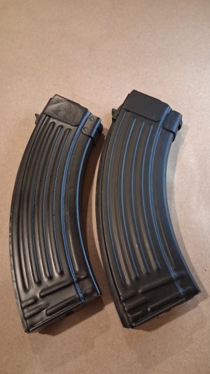 2 Egyptian mags