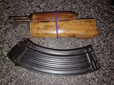 Romanian serialized bfpu gas tube and wasr 10 furniture restained to a  bfpu look.plus 1 romy 30 round magazine.