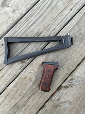 Romy wood grip