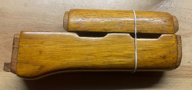 Bulgy Bake Lowers, Russian AK HG’s, Bulgy 5.45 Mags Circle 10, Romy AIMS Handguards, IZZY FRONT Trunnion, Chinese Bake SKS UPPER,  CHINESE HANDGUARDS