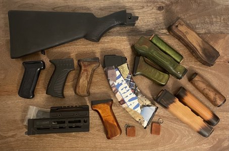 Russian Furniture, M-lok Handguard, Bakelite Keychains, and more
