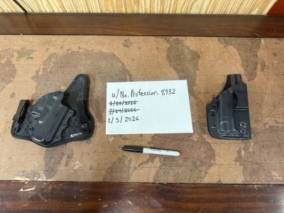 [Price Drop] Glock 19 Holsters (Stealth Gear and Vedder)