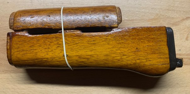 Weiger 5.56 Mags, Romy Draco HG’s, Russian AK Dust Cover, Arsenal Krinkov HG Set, Chinese AK Recoil Rod, CHINESE CHU-WOOD handguards