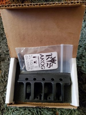 RS REGULATE AKOG UPPER MOUNT