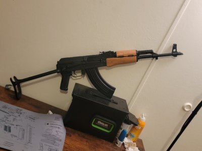 Have a underfolder WASR10 is there a wrap or cover i can put on the butt end?
