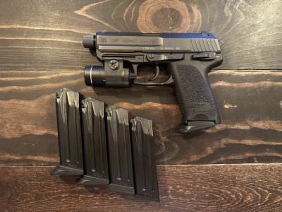 USP9 Compact, Threaded Barrel, WML, Magazine Package