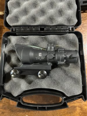 Trijicon ACOG TA31F-G Green Chevron