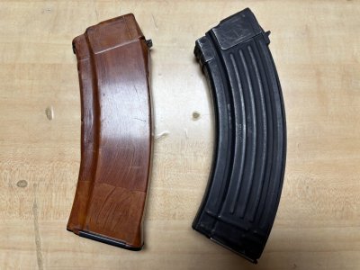 Izzy 5.45 Bakelite & Izzy 7.62 Steel Ribbed Mags