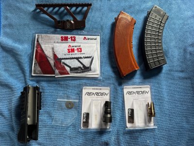 Arsenal SM-13 plum rail, Arsenal milled receiver lower hand guard with picatinny rail; AK 7.62x39 mags: Tula Bakelite, Circle 10, Rearden Blyat 26x1.5