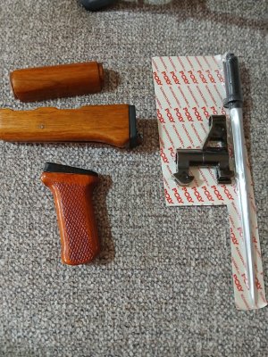 Chinese spiker FSB set, handguard and checkered PG