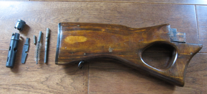 Egyptian Maadi buttstock and cleaning kit