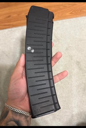 Molot ribbed 556 NOS mag