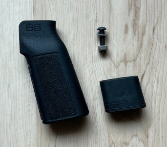 PMM Modified B5 P-Grip 22 for SCAR in BLACK + Grip Plug