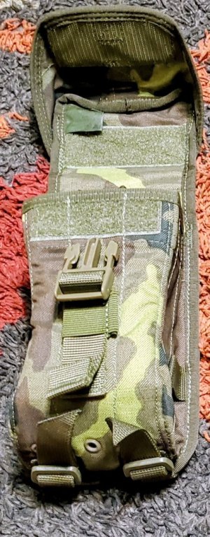 CZECH WOODLAND CAMO 3 CELL POUCH