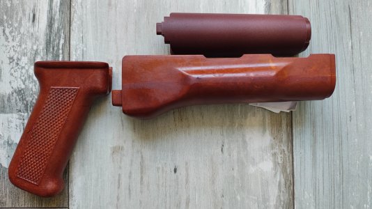 NOS bakelite Polish Tantal lower/upper handguards SET. FB Radom. Excellent condition Polish PG bakelite Fatty. FB Radom.