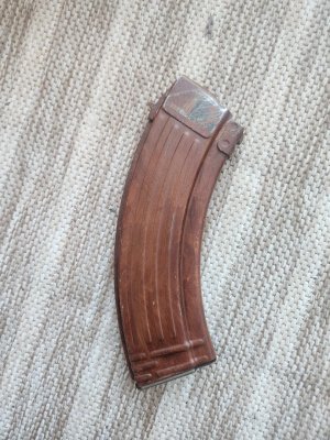 Surplus steel fakelite mag lol