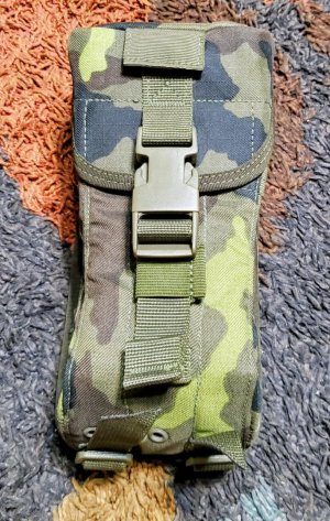 CZECH WOODLAND CAMO 3 CELL MAGAZINE POUCH (OFFERS WELCOME MUST GO!)