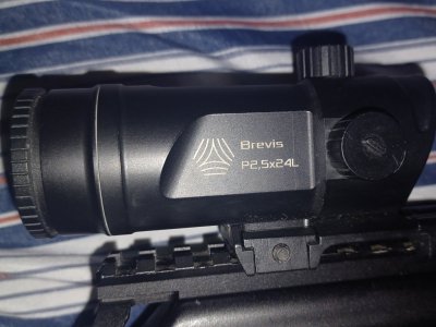 Russian brevis 2.5 x 24.illuminated optic excellent condition